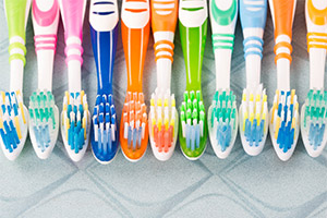 How to Pick the Right Toothbrushes